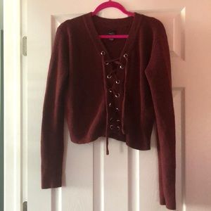 Burgundy lace up crop top
